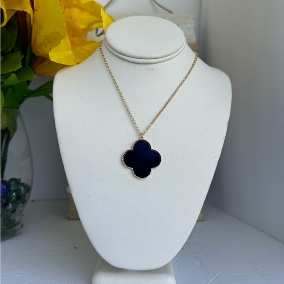 Aesthetic Necklace Contemporary Jewelry Bib Necklace, Statement Choker - Picture 9 of 11